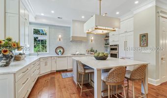 5 Berkeley Ct, Bluffton, SC 29910