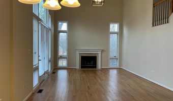 9425 SPRUCE TREE Cir, Bethesda, MD 20814
