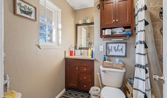 111 Oak St, Arkoma, OK 74901