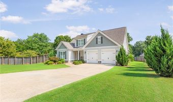 4512 Greyfriars Ln, Acworth, GA 30101
