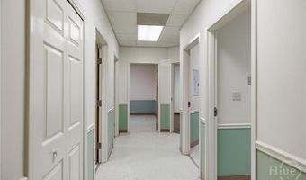 700 Sunset Dr 102, Athens, GA 30606