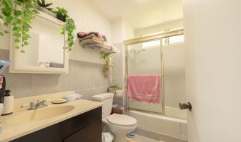 74 MAIKAI St, Hilo, HI 96720