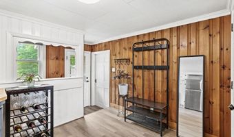 10 Pine St, Alton, NH 03809