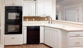 105 Valderrama Dr, Benton, AR 72015