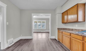 36 Cole Ave, Akron, OH 44301