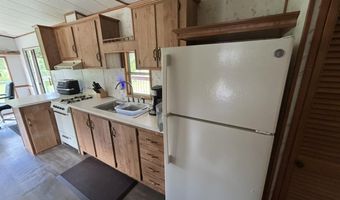 10645 N Main St, Rapid River, MI 49878