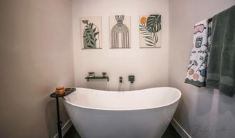 2906 Purple Sage Rd, Apple Valley, UT 84737