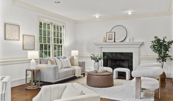 3835 Spalding Blf, Peachtree Corners, GA 30092