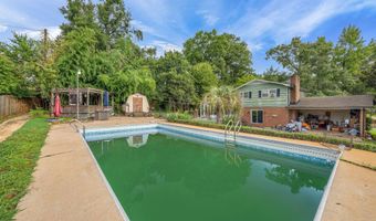 101 Hendrix Ct, Boiling Springs, SC 29316