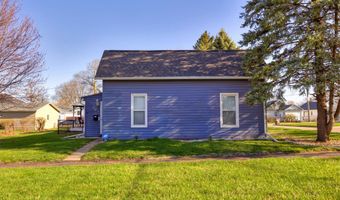 209 4th St SE, Altoona, IA 50009