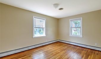 247 Grosvenor Ave, North Providence, RI 02904
