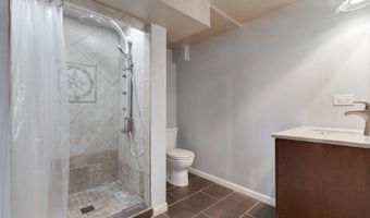 323 S Prindle Ave, Arlington Heights, IL 60004