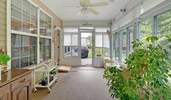 36 Newport St, Barnegat, NJ 08005