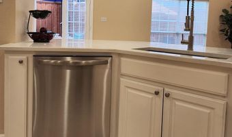 4121 Juliard Dr, Addison, TX 75001