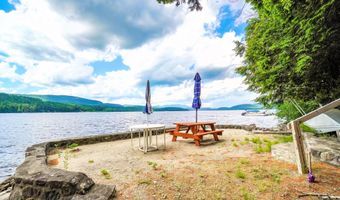 536 E Shore Dr, Adirondack, NY 12808