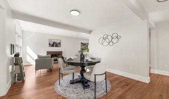 122 James St, Acushnet, MA 02743