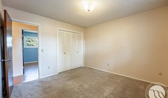 2900 Manhattan Dr, Billings, MT 59102