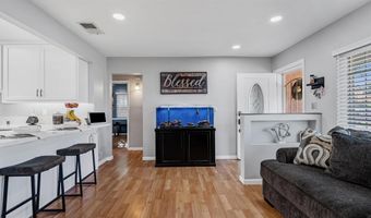 9201 Brookside Cir, Spring Valley, CA 91977