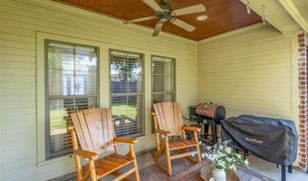210 Sherwood Dr, Benton, LA 71006
