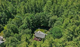 17 Candlewood Dr, Amherst, NH 03031
