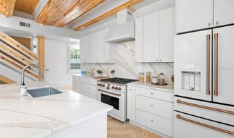 1521 E HARWOOD St, Orlando, FL 32803
