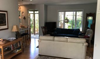 123 Ave L, Apalachicola, FL 32320