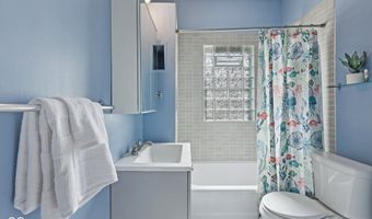 5201 E North St, Indianapolis, IN 46219