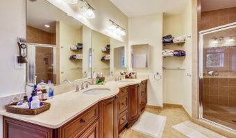 7513 HOLIDAY Ter, Bethesda, MD 20817
