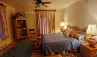 8 Hackney Circle Rd, Elephant Butte, NM 87935