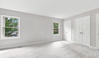 5105 SKYLINE VILLAGE Ct #8, Alexandria, VA 22302