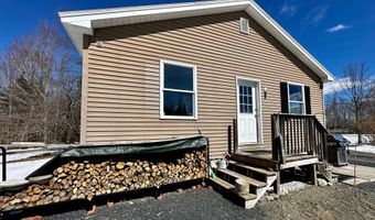 4 Moosehorn Rd, Abbot, ME 04406