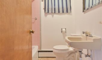 55 Epping St, Raymond, NH 03077