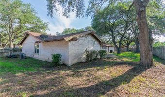 1307 Lincoln St, Alice, TX 78332
