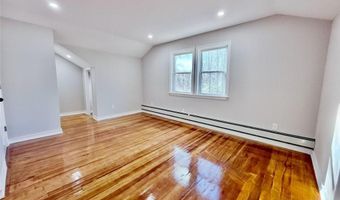 4 Arcade St, Johnston, RI 02919