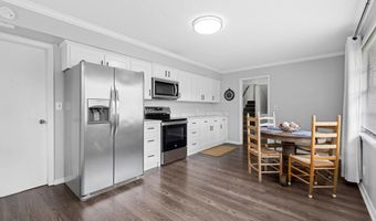 1201 Elm Cir, Albertville, AL 35950