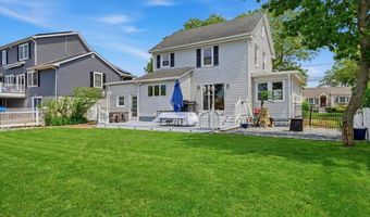 17 Norman Ave, Amityville, NY 11701