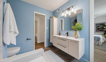 429 HARBOR LIGHT Rd, Alameda, CA 94501