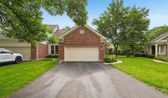 2109 N Charter Point Dr, Arlington Heights, IL 60004