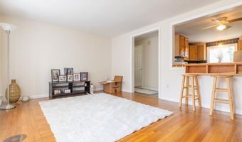 184 Gladstone St, Cranston, RI 02920