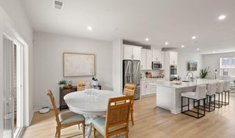 43812 MIDDLEWAY Ter, Ashburn, VA 20147