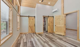 2052 Granny Squirrel Dr, Andrews, NC 28901