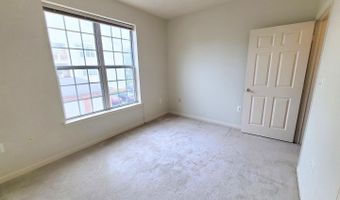 6480 CHEYENNE Dr 201, Alexandria, VA 22312