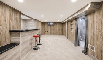 2102 E Oakland Ave, Austin, MN 55912