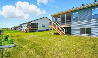 2203 Oak Terrace Ave, North Liberty, IA 52317