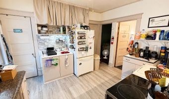 42 Lincoln Ave, Amsterdam, NY 12010