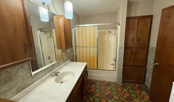 211 N Madison St, Atkinson, NE 68713