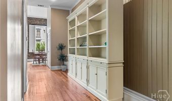 101 Barnard St 203, Savannah, GA 31401