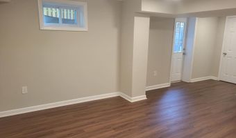 2250 N QUANTICO St, Arlington, VA 22205