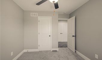 16910 Tucker Ct, Basehor, KS 66007