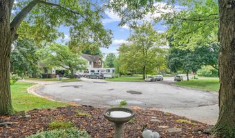 3735 Tremont Ln, Ann Arbor, MI 48105